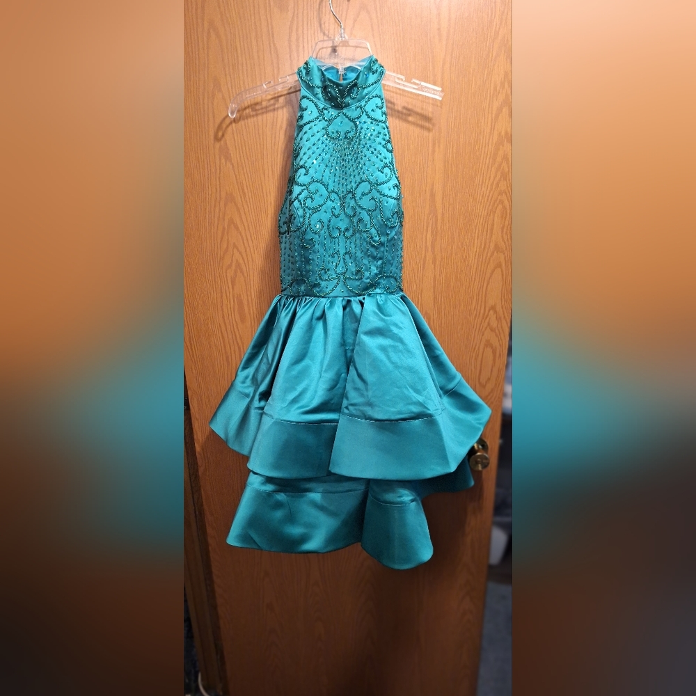 Hebeos Dress